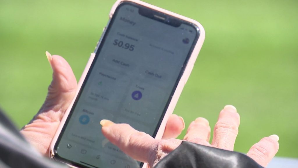 Quase US$ 10.000 desaparecem misteriosamente do Cash App do professor do Texas – NBC 5 Dallas-Fort Worth