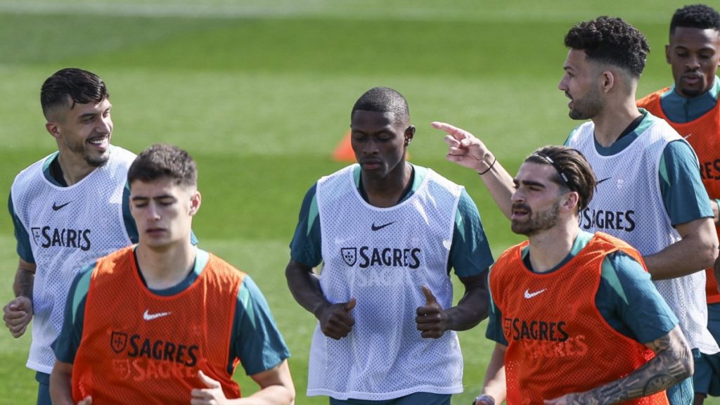 Portugal inicia preparação para jogo contra a Eslovénia com convocatória completa