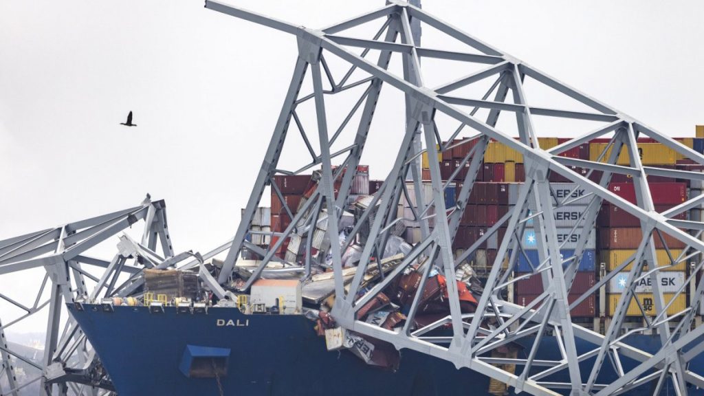 Reconstruir as pontes destruídas da América “não é rápido, fácil ou barato”