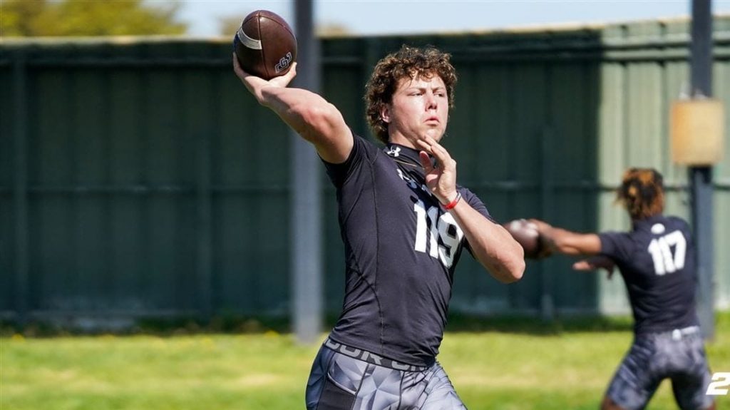 Compromisso do quarterback da Georgia Tech em 2025 Grady Adamson explica por que a Georgia Tech era a escolha certa