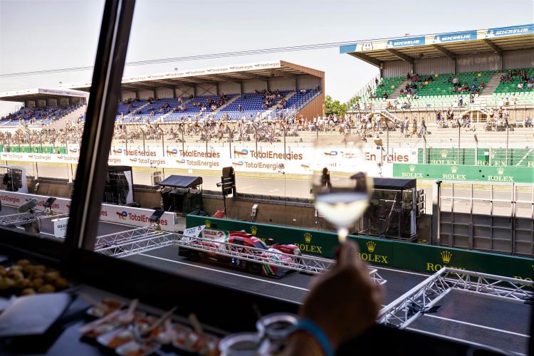 Desfrute de uma experiência atemporal nas 24 Horas de Le Mans