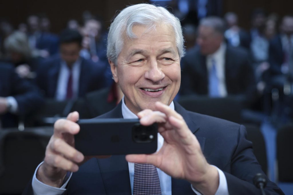 O comércio de IA tem um problema com Jamie Dimon: Morning Brief
