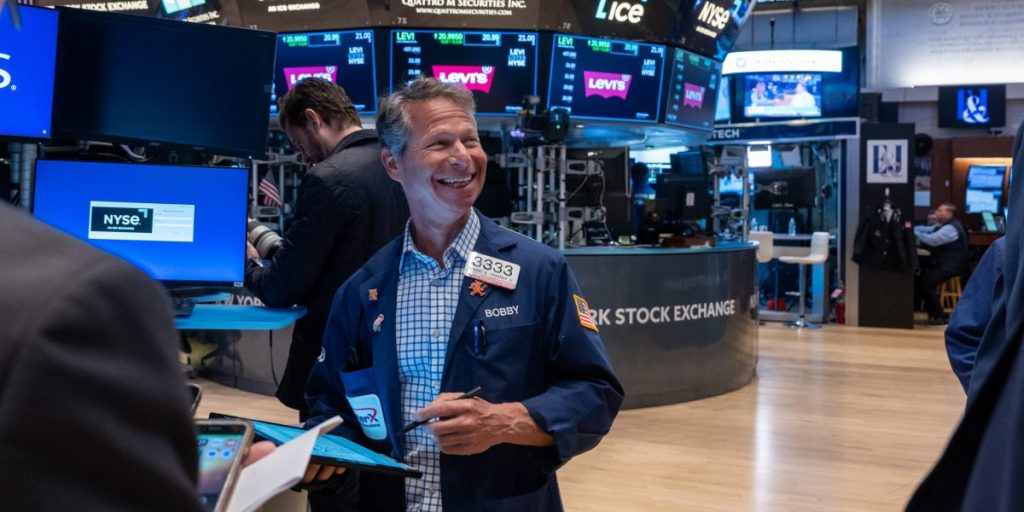 O rali impulsionado pela IA “não é uma via de mão única”, mas as receitas de tecnologia devem disparar, diz UBS GWM