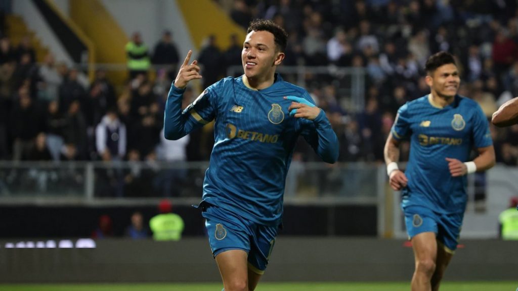 “Tive que fazer tudo o que o treinador me pediu.”