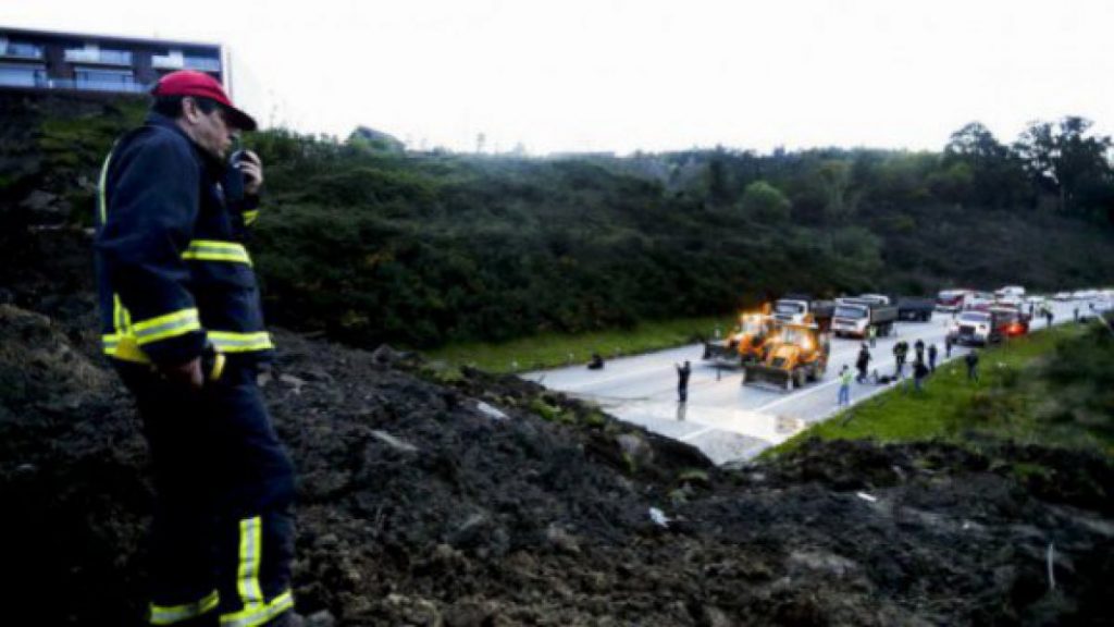 Dois engenheiros que desabaram em Guimarães em 2013 recebem pena suspensa