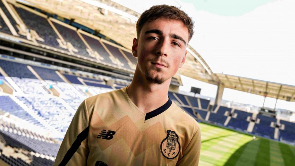 Técnico Martim Fernandes renova contrato até 2028