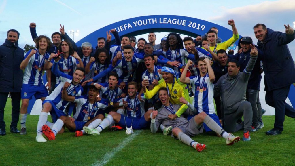 “Fizemos um grande jogo e fizemos história.”