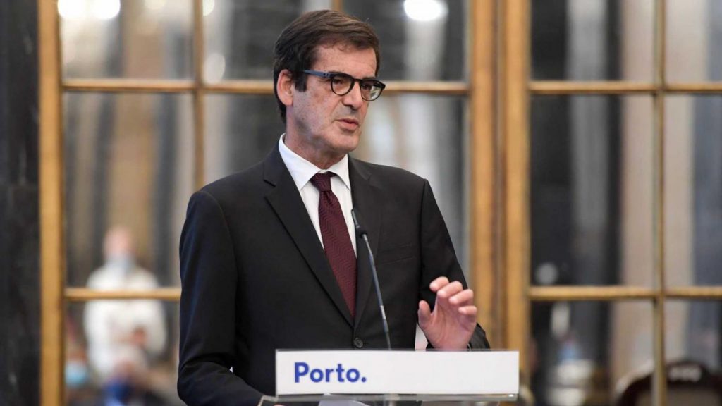 Moreira e executivos demitem-se da Câmara do Porto após críticas do BE