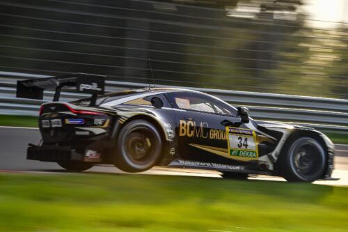 Novo Aston Martin Vantage GT3 almeja a vitória nas 24 Horas de Nürburgring