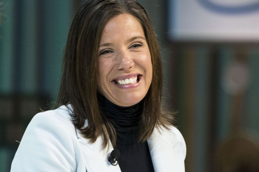 CEO explica como a Best Buy está se preparando para vender computadores habilitados para IA