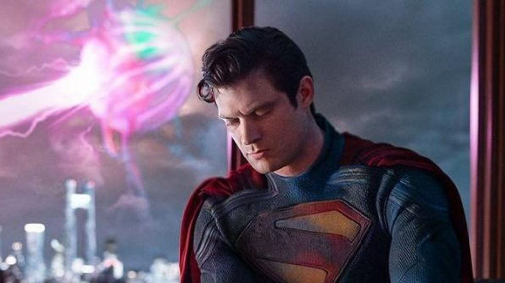 A primeira imagem de ‘Superman’ de James Gunn parece IA e o traje não combina com ele
