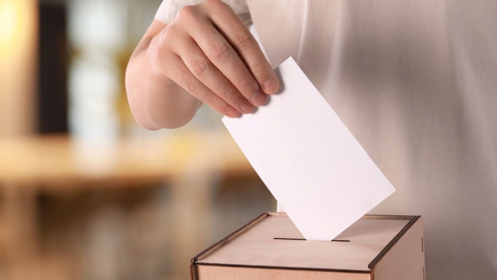 Espanha bloqueia aplicativo de informações eleitorais Meta