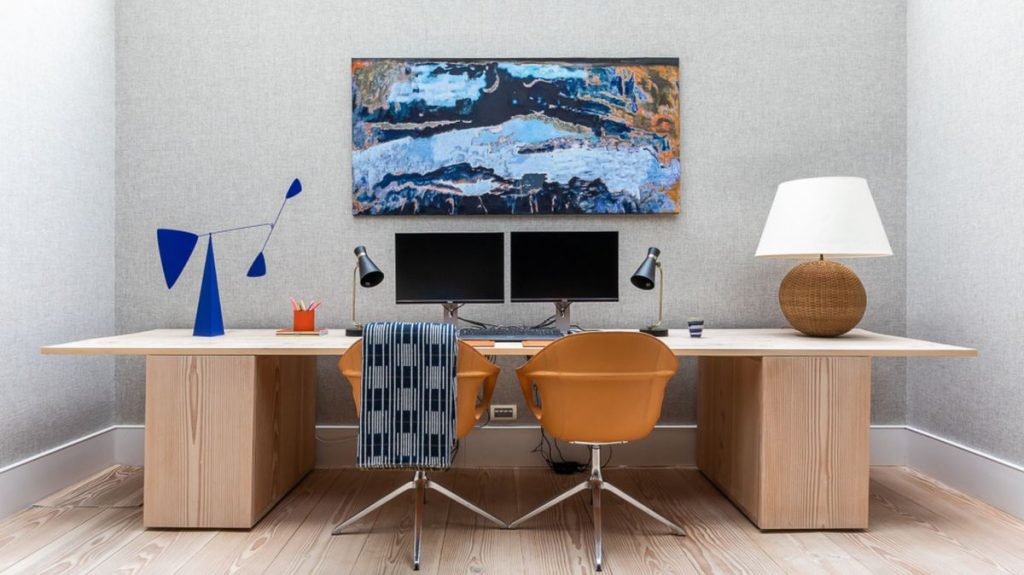 Este gadget de “plugue apertado” de US $ 10 conserta tomadas elétricas soltas com rapidez e facilidade