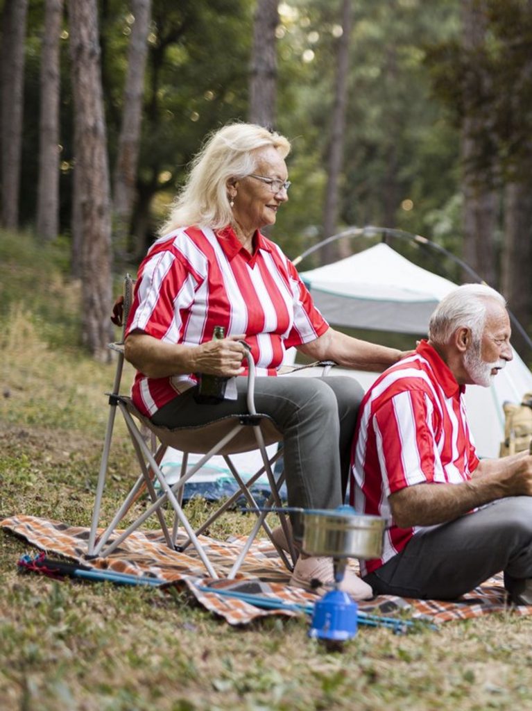 O guia definitivo para dispositivos e gadgets inteligentes para sua próxima viagem de acampamento