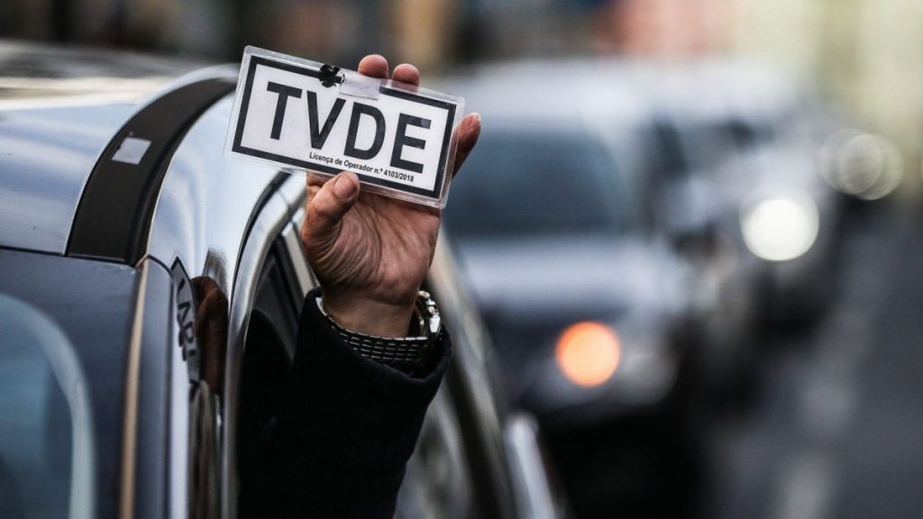 Motoristas da TVDE protestam no Porto exigindo melhores condições de trabalho