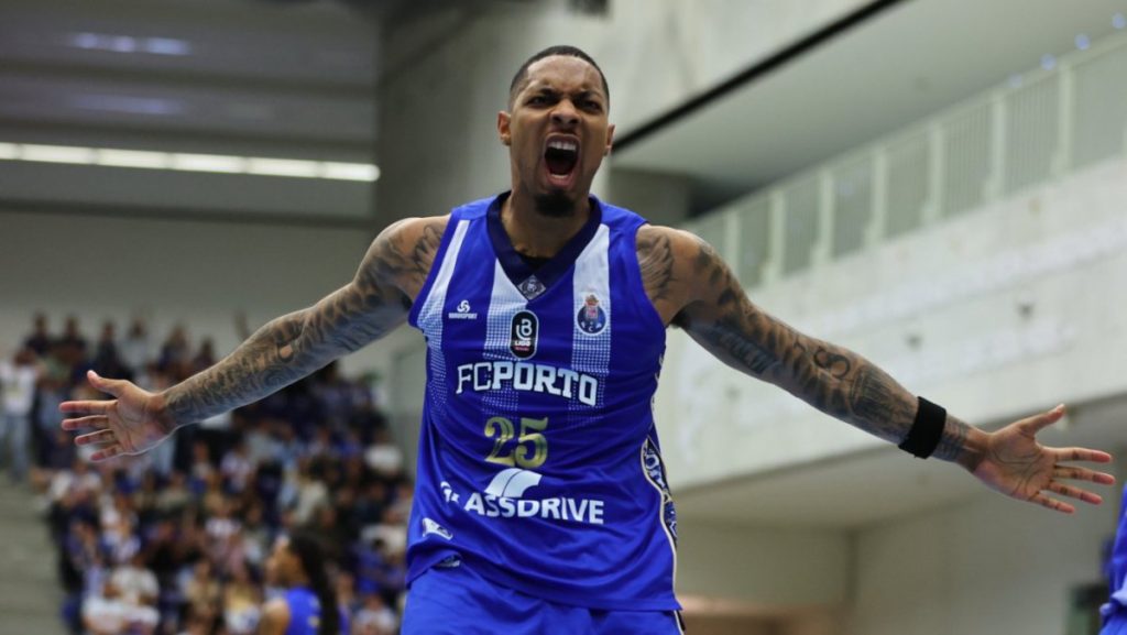 Uma sala secreta no Algarve.crônica do jogo