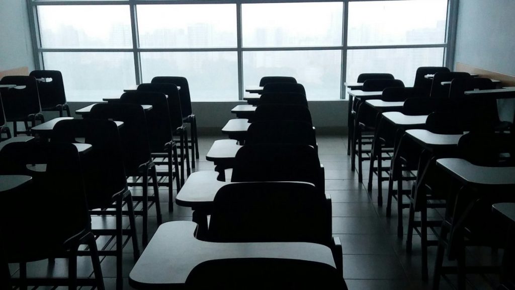Várias escolas fecham portas de norte a sul do país no dia da greve da função pública
