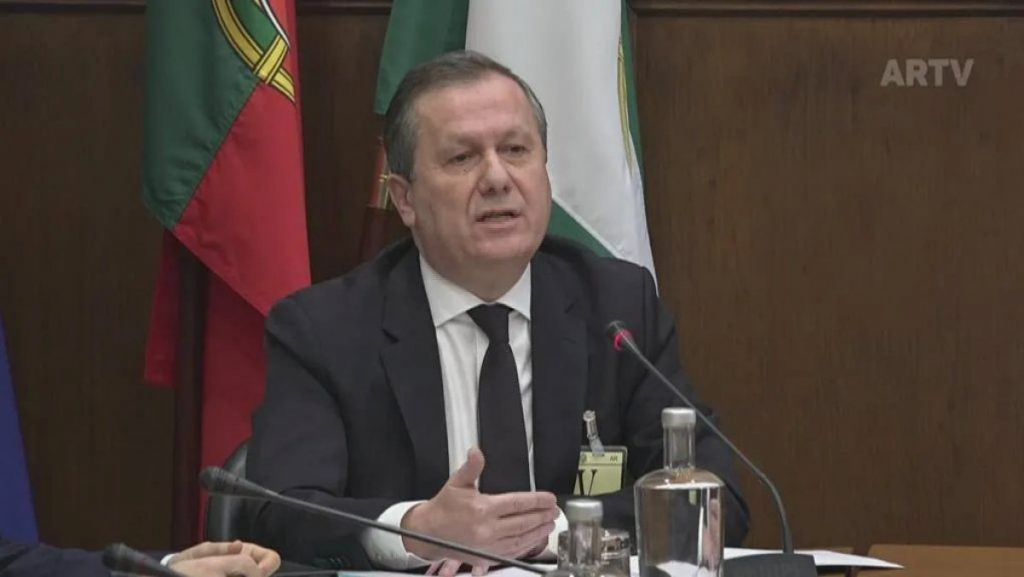 PCP pede audiência ao presidente do Infarmed sobre incidente com gémeos