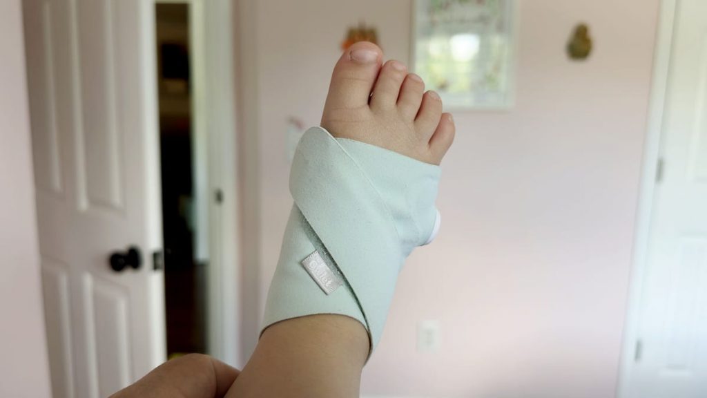 Estas meias para bebês que monitoram o sono são o gadget dos sonhos dos novos pais e já estão à venda