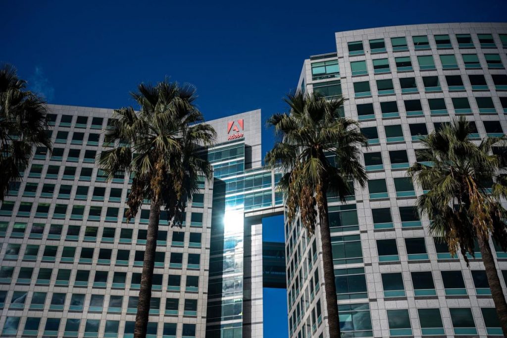 Adobe registra maior lucro desde 2020 em vendas bem-sucedidas de IA
