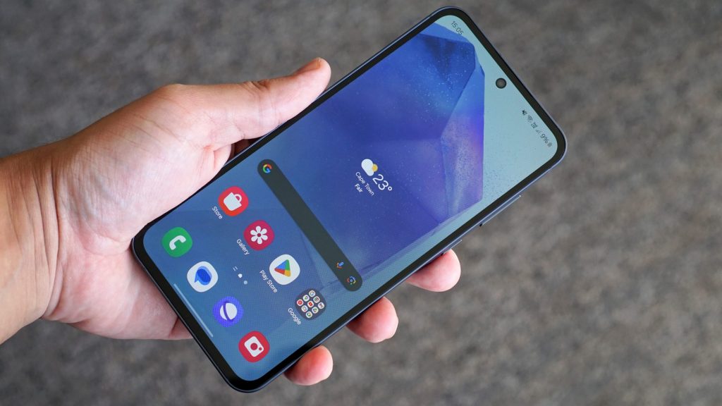 Samsung oferece correção para aplicativos lentos após atualização do sistema Google Play