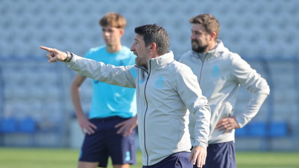 FC Porto B: António Folha termina relação com o clube