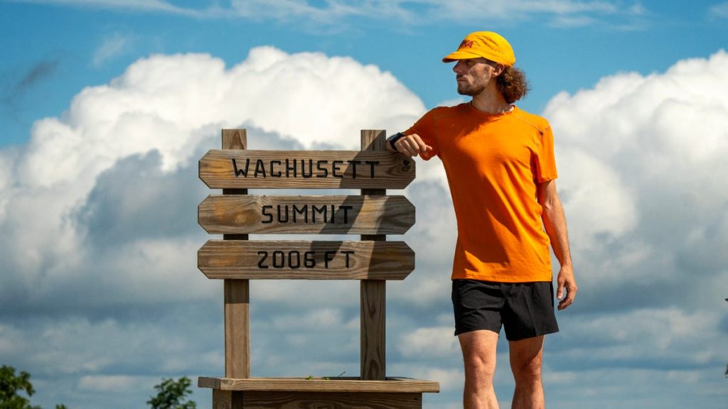 Por que um homem de Worcester sobe o topo do Monte Wachusett por 24 horas seguidas