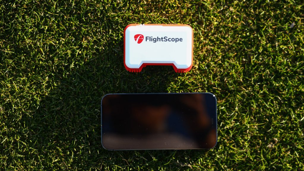 Monitor e simulador de lançamento de golfe acessível FlightScope Mevo