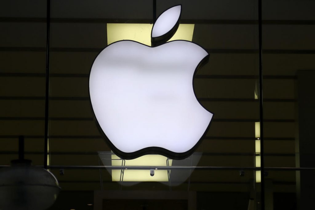 A Apple está convencendo Wall Street de que sabe como comercializar IA: Morning Brief