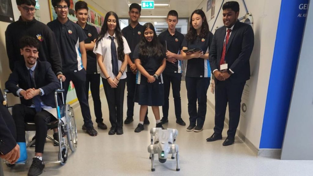 Dubai: Alunos recriam equipamento da Estação Espacial Internacional no laboratório da escola – Notícias