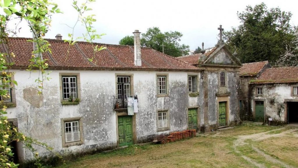 Mulher condenada com pena suspensa por vender imóvel do Conde Castelo de Paiva