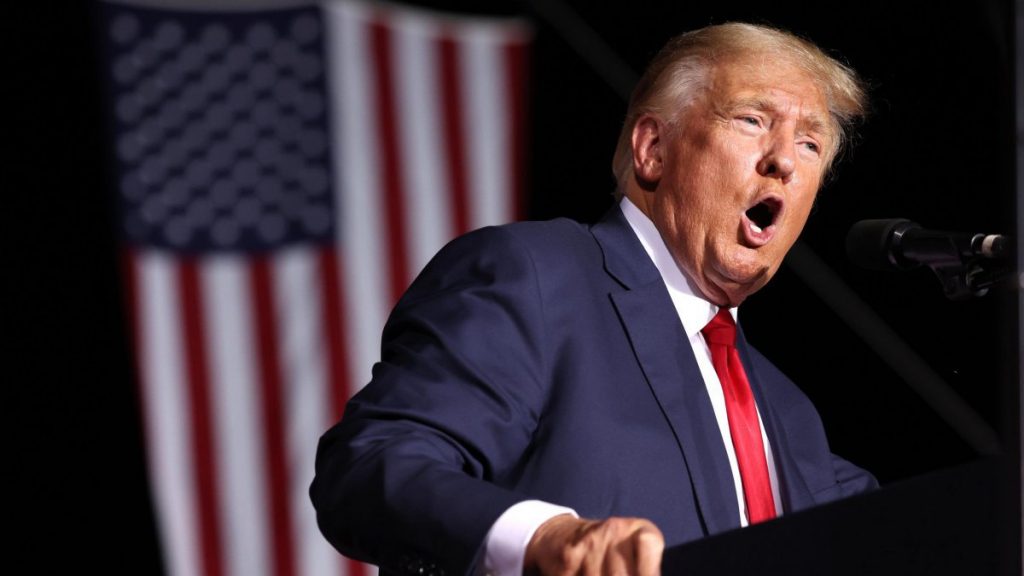 Trump diz que derrotar Kamala Harris será fácil