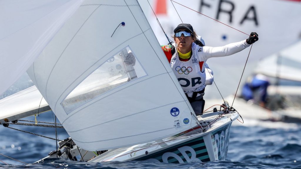 Paris 2024. Velejadores Diogo Costa e Carolina João ganham certificados olímpicos