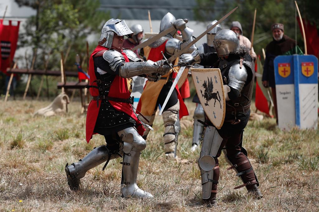 Feira Medieval de Matosinhos prolonga-se por mais um dia