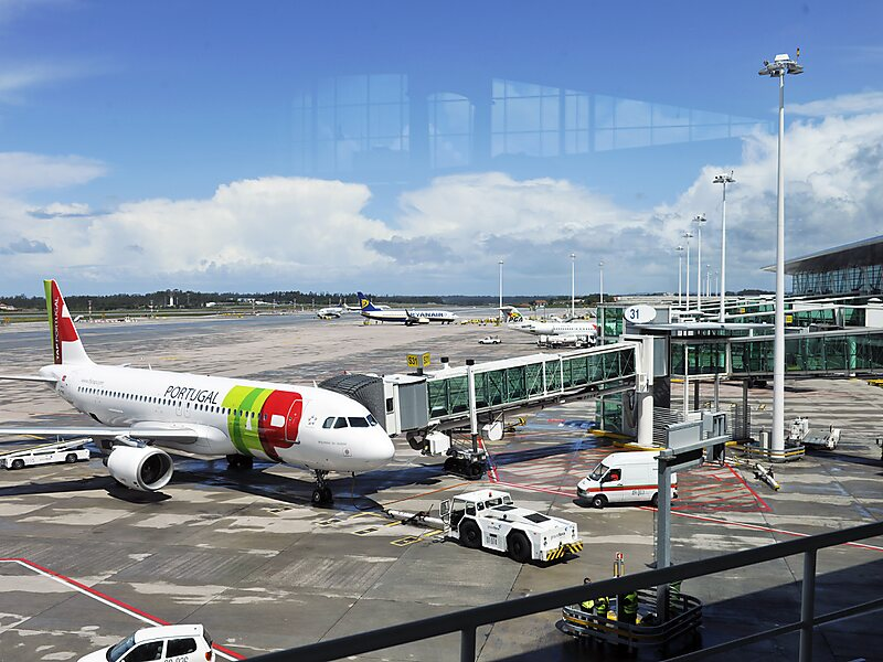 Aeroporto do Porto celebra 80 anos com novo Centro de Operações e pista renovada