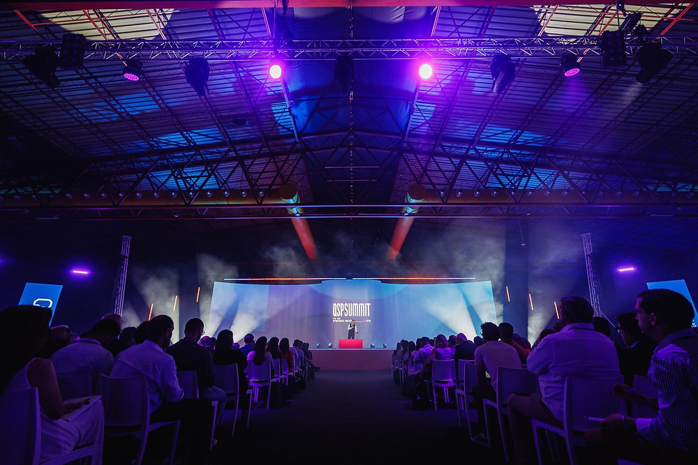 O QSP Summit 2026 reúne líderes globais para discutir economia, IA e transformação organizacional